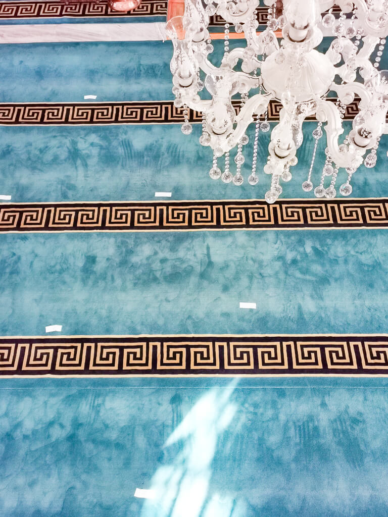 tuzpazar_mosque_bursa_carpet