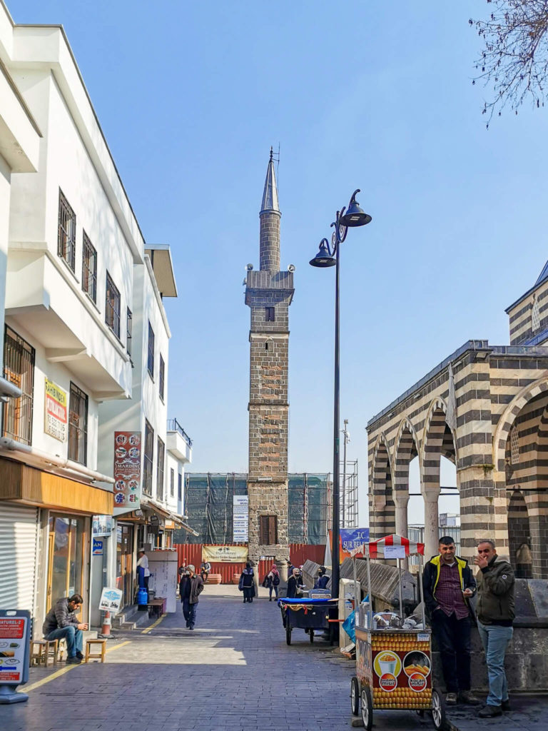 diyarbakir-four-legged_minaret